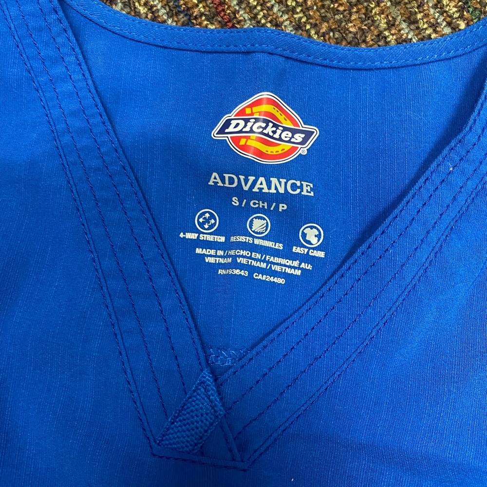 Dickies Scrub Top